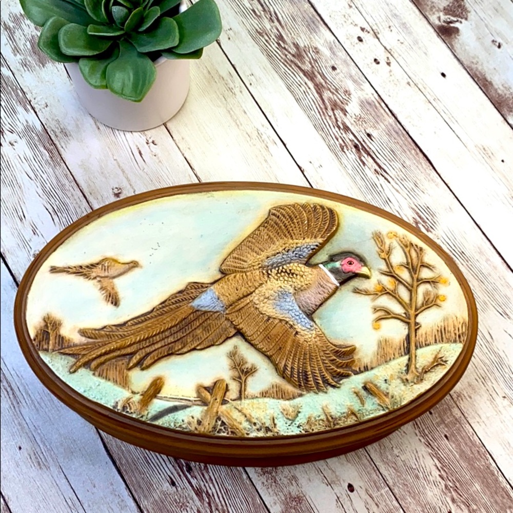 Vintage Oval jewelry box